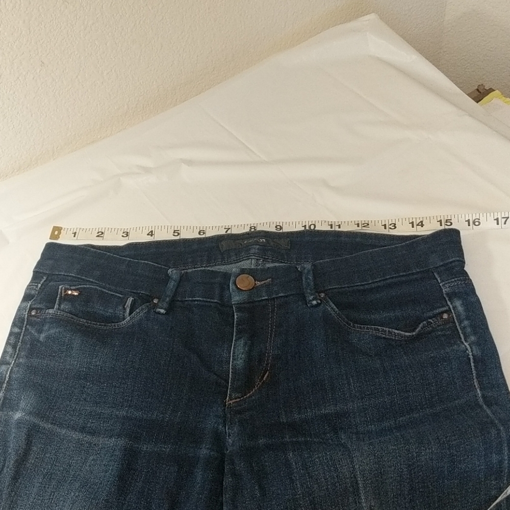 Joe's Jeans Used Condition .size 27 Waist